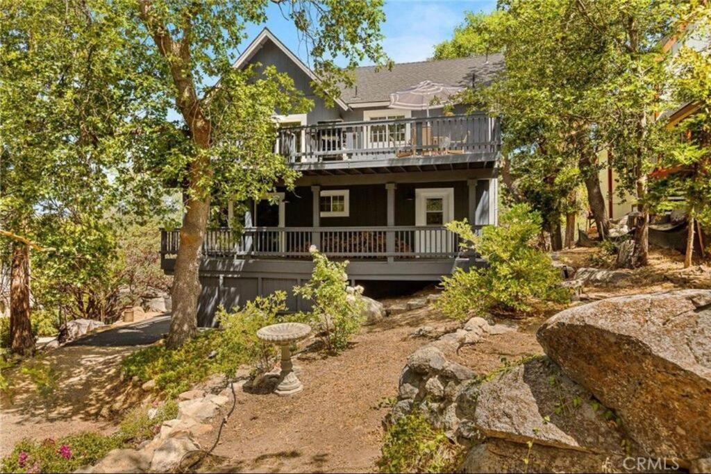 Charming Getaway Cabin 레이크애로우헤드 외부 사진